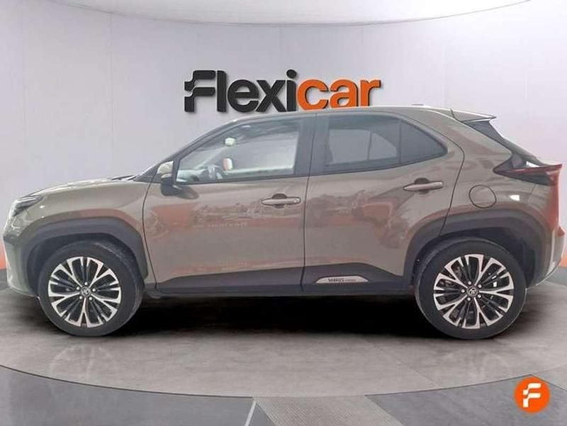 Usado Toyota Yaris Cross Style 116 CV (85 kW) 2023 Verde SUV