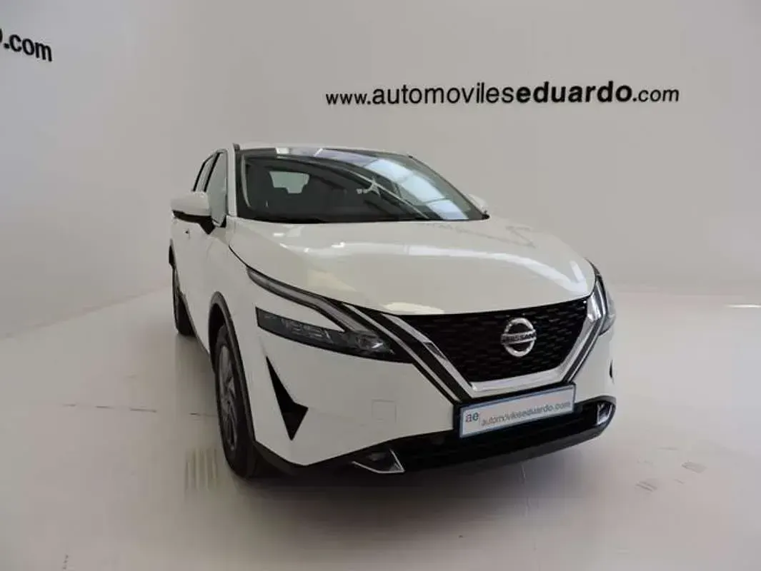 Usado Nissan Qashqai Acenta 140 CV (102 kW) 2021 Blanco SUV
