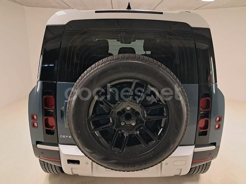 Begagnad Land Rover Defender S 249 HK (183 kW) 2023 Blå SUV