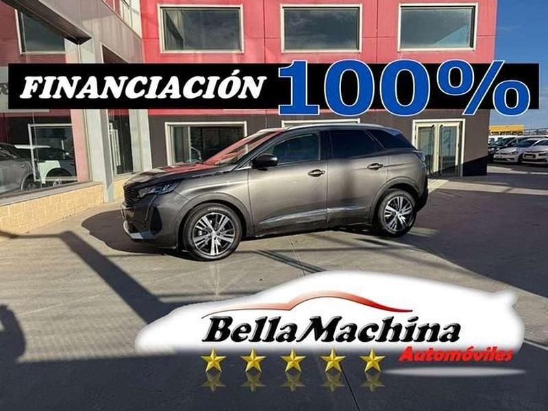 Usado Peugeot 3008 Allure 131 CV (96 kW) 2021 Gris SUV