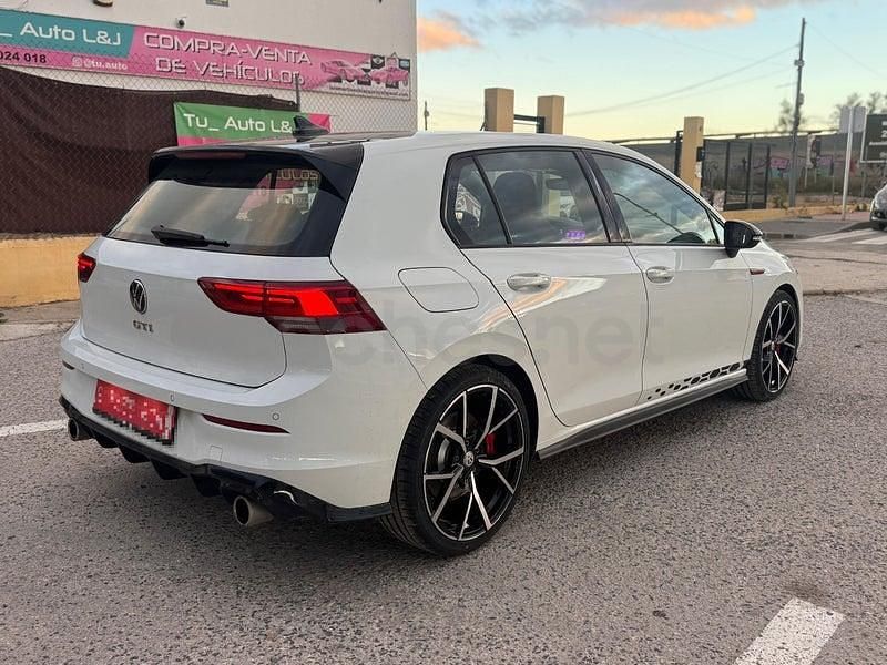 Usado VW Golf GTI 245 CV (180 kW) 2023 Blanco Berlina