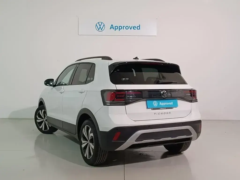 Usado VW T-Cross 95 CV (69 kW) 2024 Blanco SUV