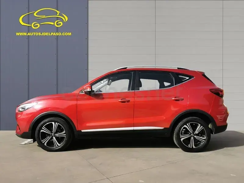 Usado MG ZS Comfort 106 CV (77 kW) 2022 Granate SUV