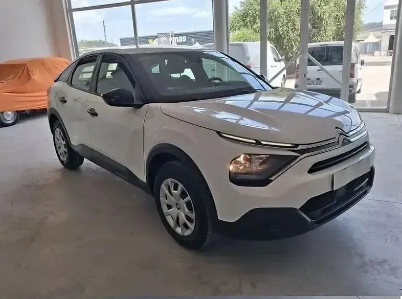 Usado Citroën C4 Live 100 CV (73 kW) 2024 Blanco SUV