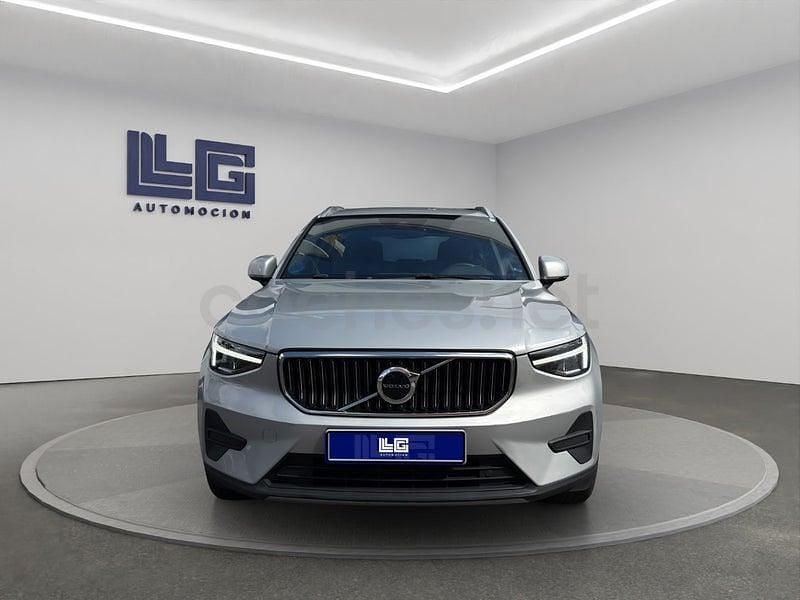 Usado Volvo XC40 Core 211 CV (155 kW) 2023 Gris / plata SUV