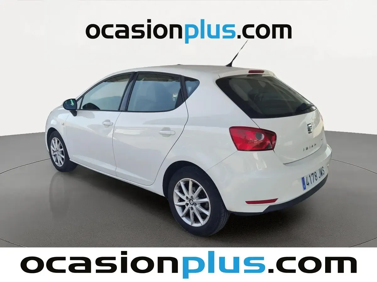 Usado Seat Ibiza Style 105 CV (77 kW) 2016 Blanco Utilitario