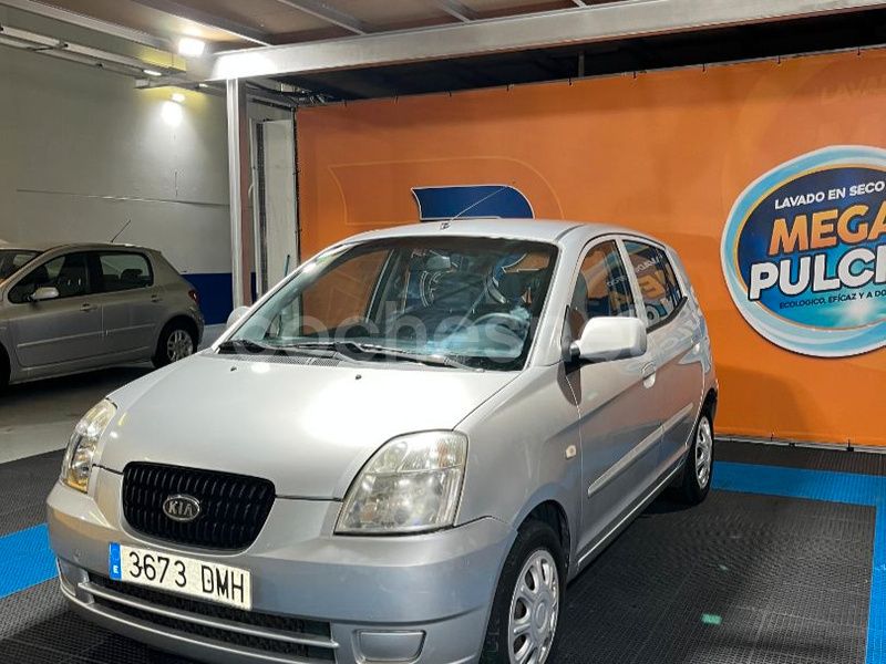 Gris / plata Usado 2005 Kia Picanto EX Utilitario | 2900 € (Precio justo) - Imagen 1/4
