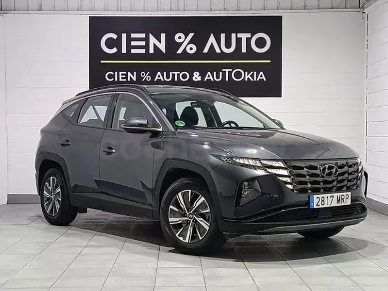 Usado Hyundai Tucson 115 CV (84 kW) 2024 Gris / plata SUV