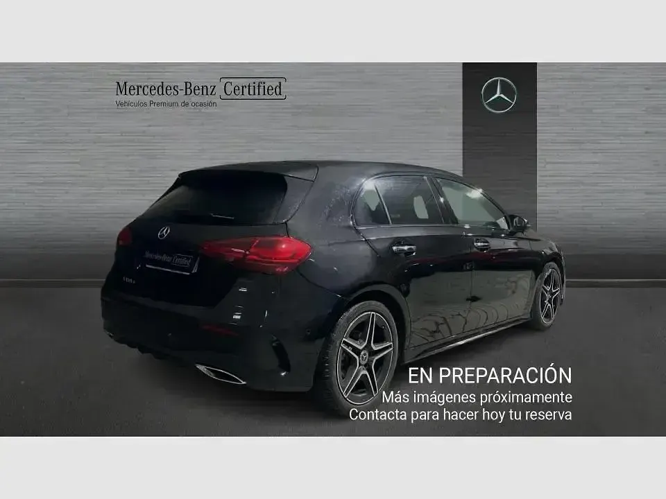 Käytetty Mercedes A180 AMG line 116 HP (85 kW) 2025 Musta Sedan