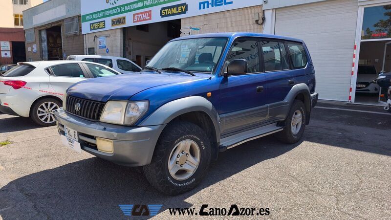 Azul Usado 2000 Toyota Land Cruiser SUV | 11.500 € - Imagen 1/4