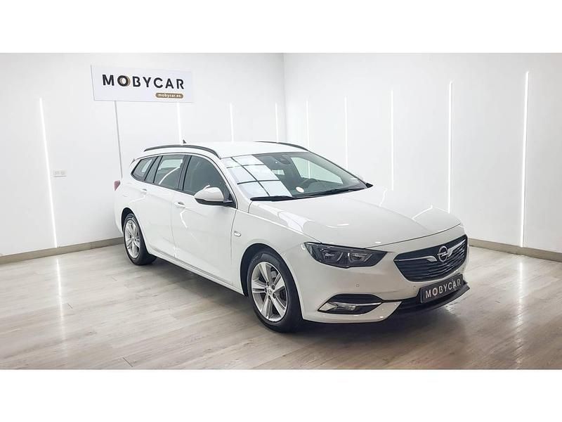 Usado Opel Insignia Business 110 CV (80 kW) 2018 Blanco Berlina