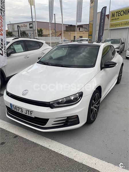 Usado VW Scirocco R-line 125 CV (91 kW) 2016 Blanco Coupe