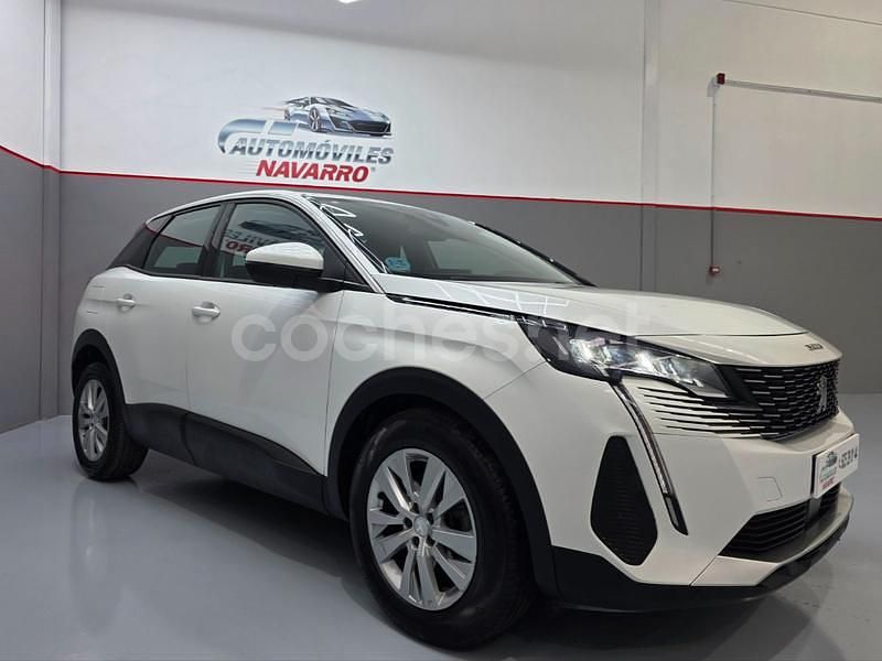 Usado Peugeot 3008 Active 130 CV (95 kW) 2021 Blanco SUV
