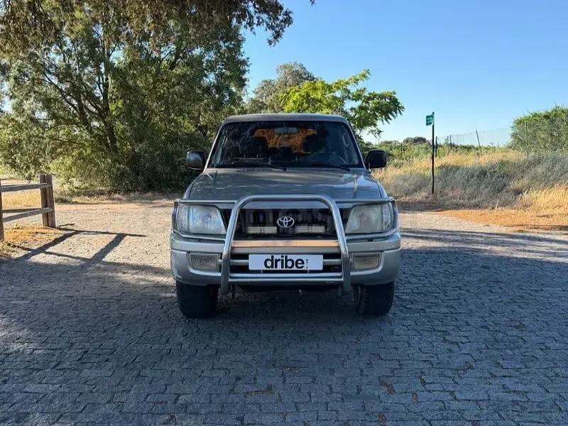 Usado Toyota Land Cruiser 125 CV (91 kW) 2000 Gris / plata SUV