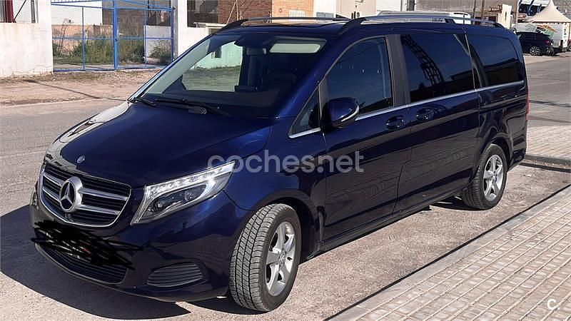 Azul Usado 2015 Mercedes V220 Exclusive Monovolumen | 29.150 € - Imagen 1/4