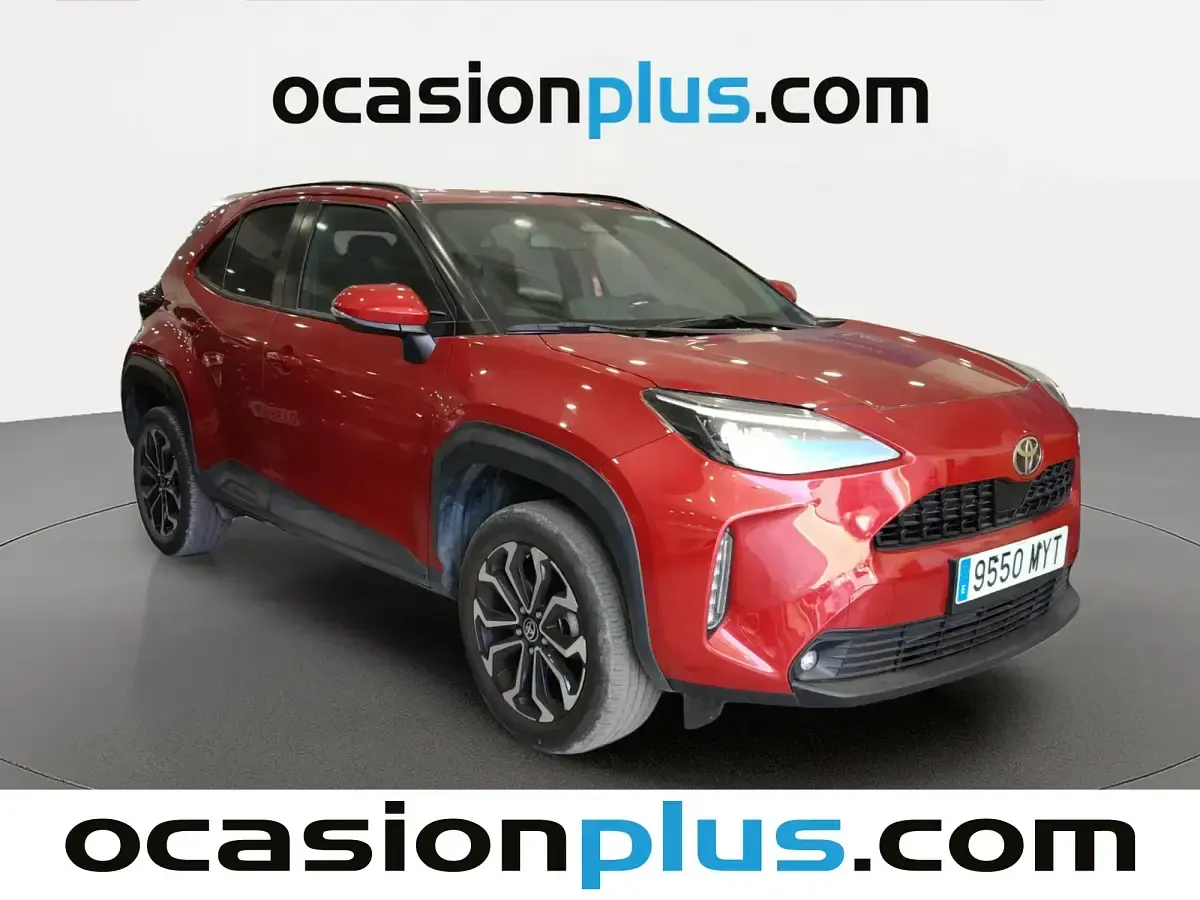 Usado Toyota Yaris Cross Active 116 CV (85 kW) 2025 Rojo SUV