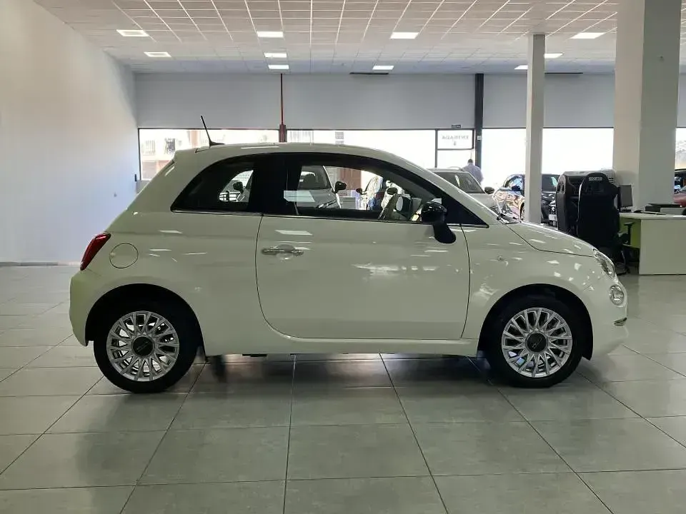 Usado Fiat 500 Dolcevita 70 CV (51 kW) 2023 Blanco Berlina