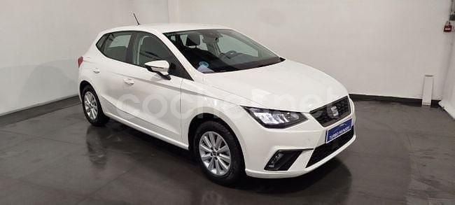 Usado Seat Ibiza Reference 80 CV (58 kW) 2022 Blanco Berlina