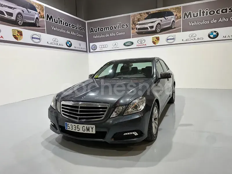 Usado Mercedes E220 Avantgarde 170 CV (125 kW) 2010 Gris / plata Berlina