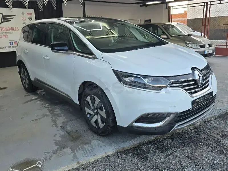 Usado Renault Espace Intens 130 CV (95 kW) 2018 Blanco Monovolumen