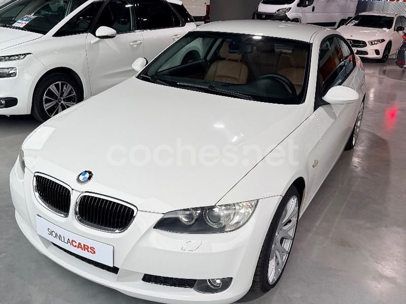 Usado BMW 320 177 CV (130 kW) 2009 Blanco Coupe