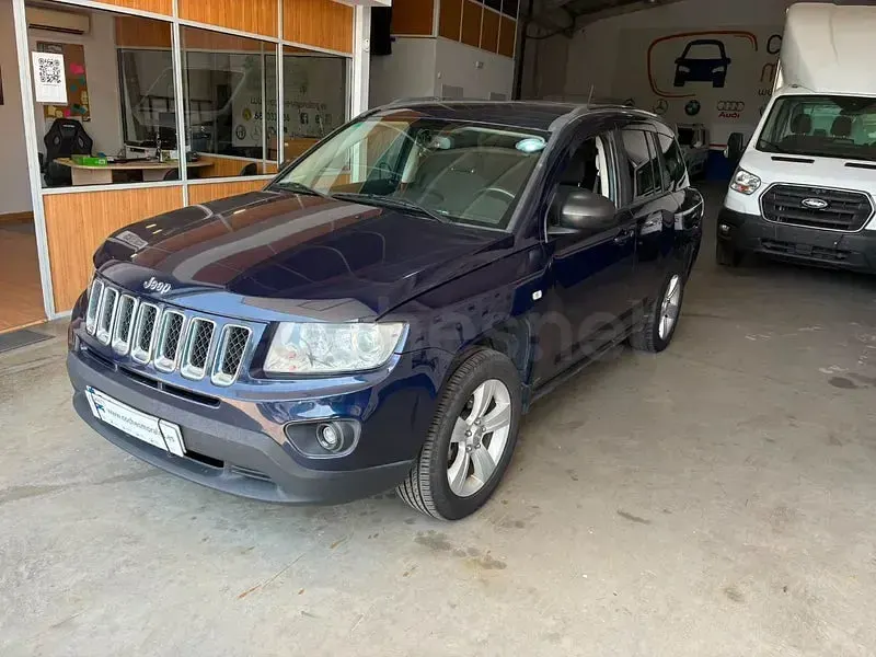 Usado Jeep Compass Limited 136 CV (100 kW) 2013 Azul SUV