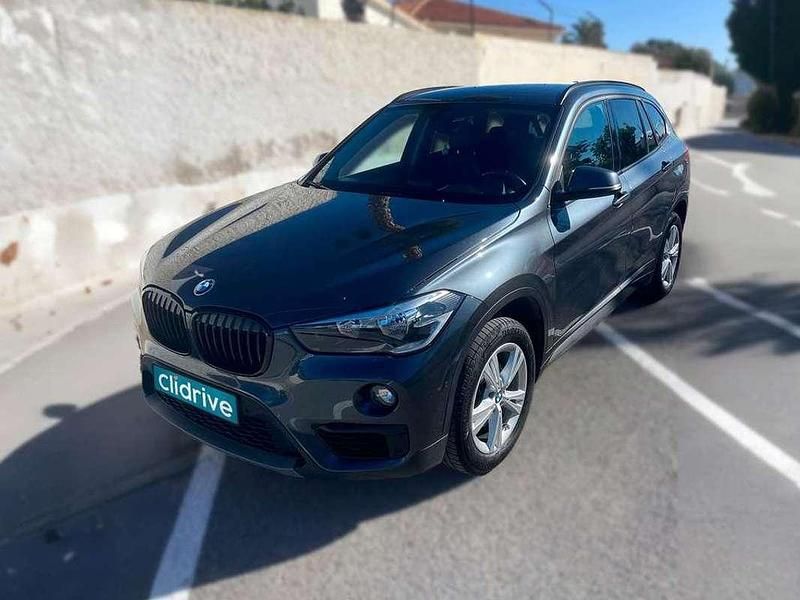 Usado BMW X1 140 CV (102 kW) 2016 Gris SUV