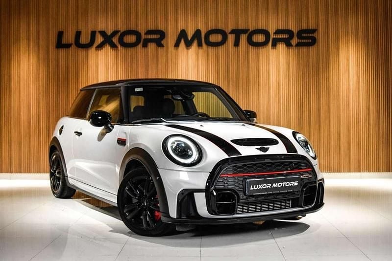 Usado Mini John Cooper Works 231 CV (169 kW) 2021 Blanco Utilitario