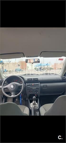 Usado Seat Toledo Sport 110 CV (80 kW) 2003 Azul Berlina