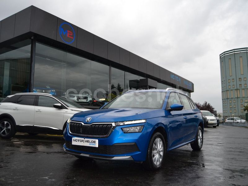 Azul Usado 2021 Skoda Kamiq Ambition SUV | 16.700 € (Un poco caro) - Imagen 1/4