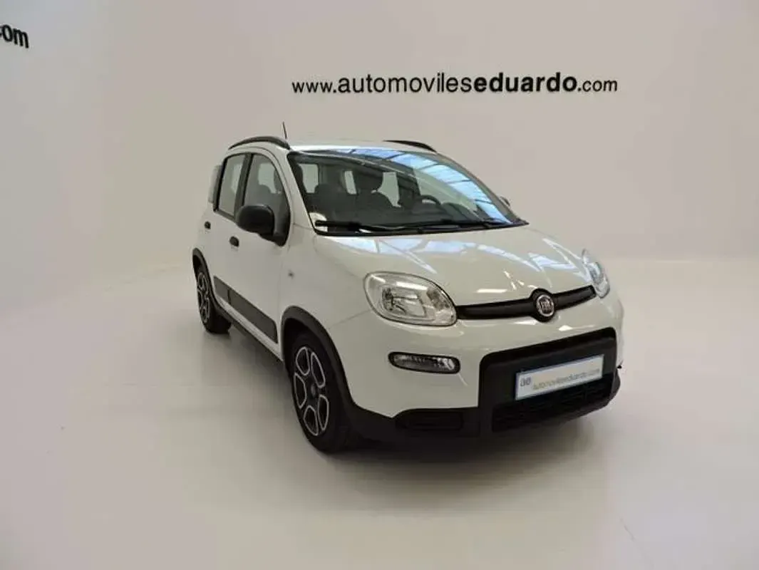Usado Fiat Panda 69 CV (50 kW) 2021 Blanco Utilitario