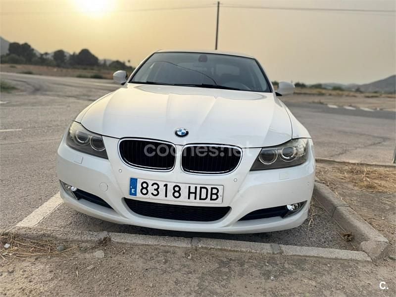 Usado BMW 320 Efficient Dynamics 163 CV (119 kW) 2011 Blanco Familiar