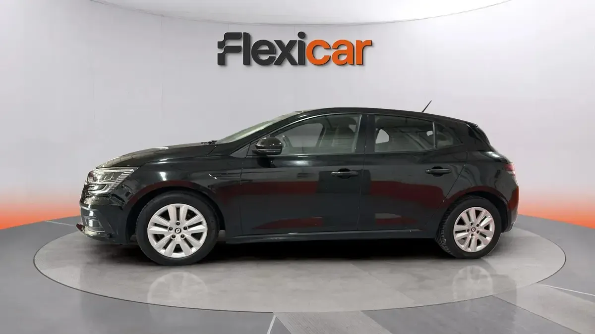 Usado Renault Mégane II Intens 115 CV (84 kW) 2022 Negro Berlina