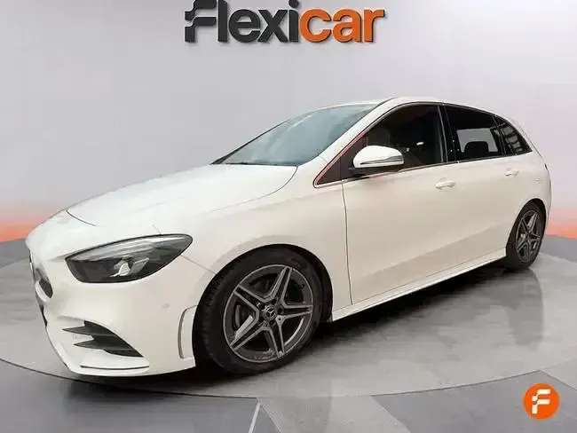 Usado Mercedes B200 150 CV (110 kW) 2020 Blanco Monovolumen