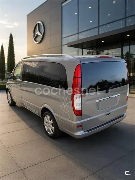 Usado Mercedes Viano 150 CV (110 kW) 2004 Gris / plata Monovolumen