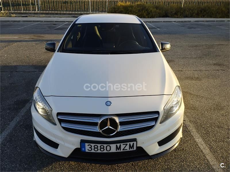 Blanco Usado 2015 Mercedes A250 AMG line Berlina | 14.900 € (Precio justo) - Imagen 1/4
