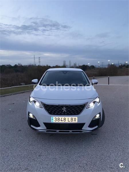 Usado Peugeot 3008 Active 130 CV (95 kW) 2019 Blanco SUV