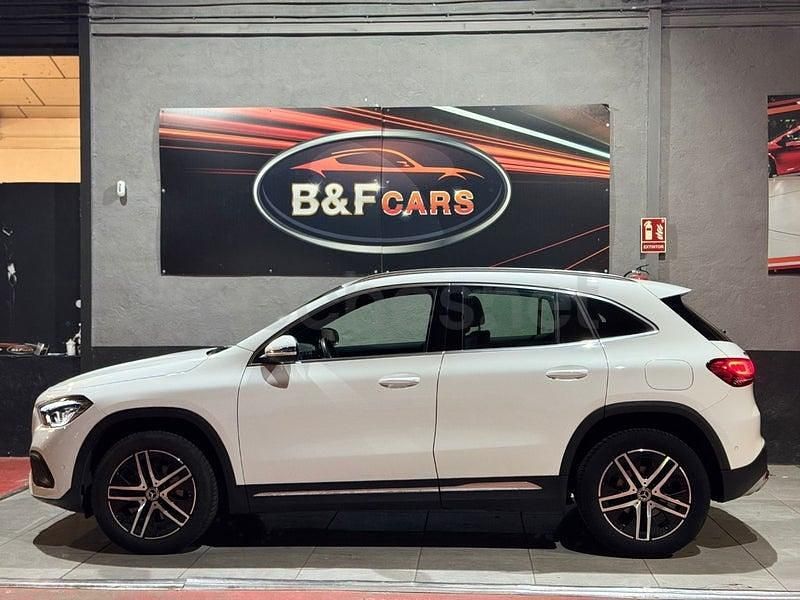 Usado Mercedes GLA200 150 CV (110 kW) 2022 Blanco SUV