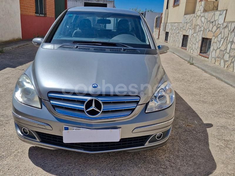 Beige Usado 2006 Mercedes B200 Monovolumen | 4500 € (Buen precio) - Imagen 1/4