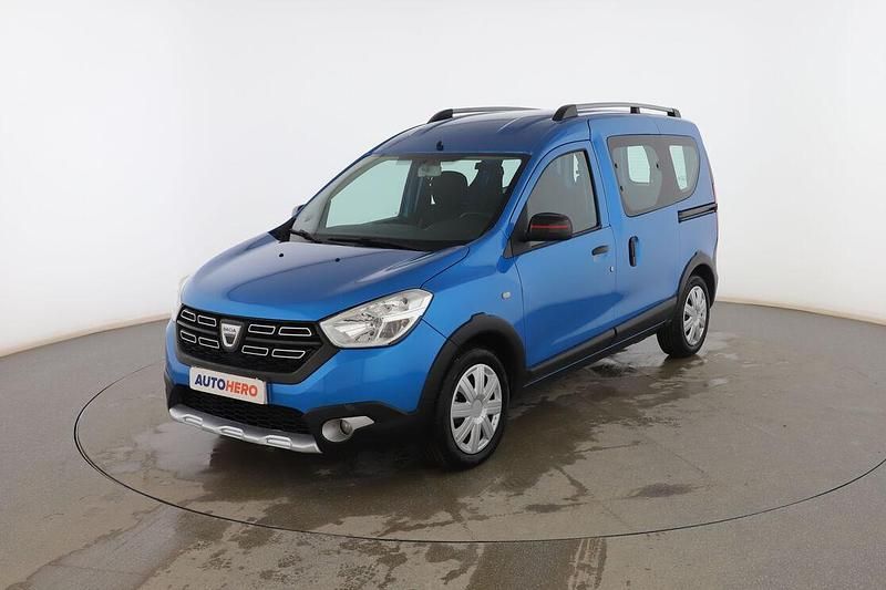 Azul Usado 2020 Dacia Dokker Monovolumen | 16.299 € (Un poco caro) - Imagen 1/3