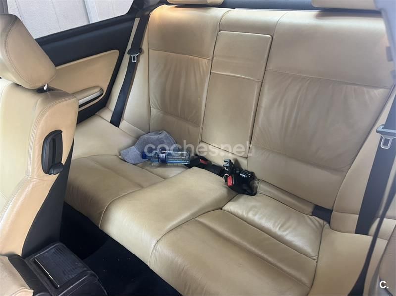 Negro Usado 2004 BMW 330 Coupe | 7500 € (Precio justo) - Imagen 1/4