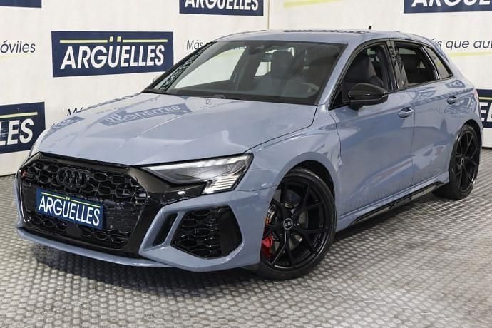 Usado Audi RS3 Sportback 400 CV (294 kW) 2022 Gris Utilitario