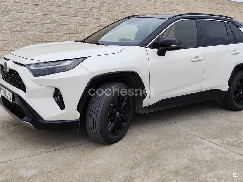 Blanco Usado 2022 Toyota RAV4 Hybrid Style SUV | 33.000 € (Precio justo) - Imagen 1/4