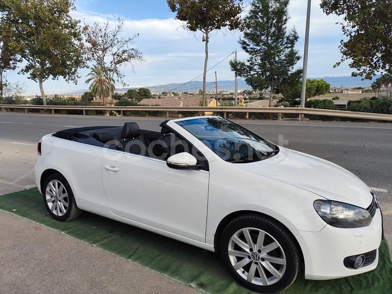Usado VW Golf Cabriolet 105 CV (77 kW) 2011 Blanco Descapotable