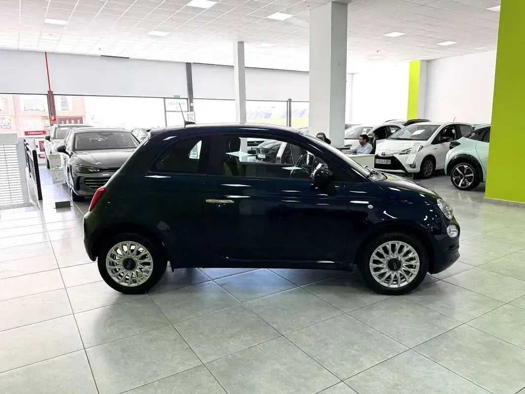 Usado Fiat 500 Dolcevita 71 CV (52 kW) 2023 Azul Utilitario