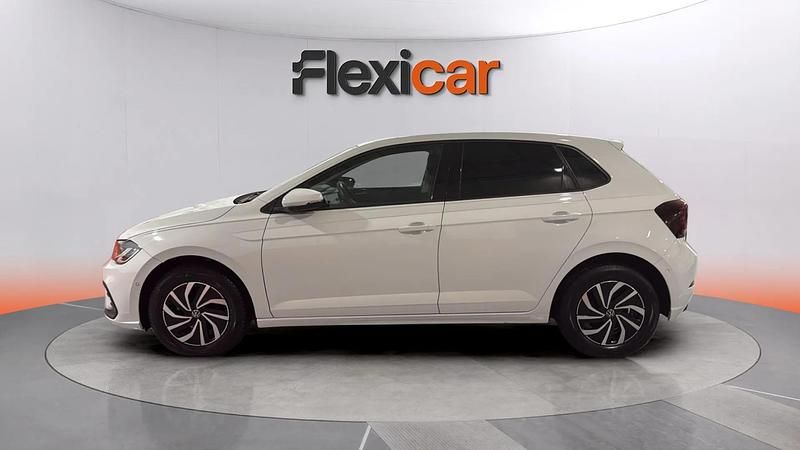 Usado VW Polo 95 CV (69 kW) 2023 Blanco Utilitario