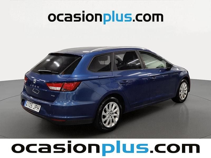 Usado Seat Leon Reference 110 CV (80 kW) 2016 Gris Familiar
