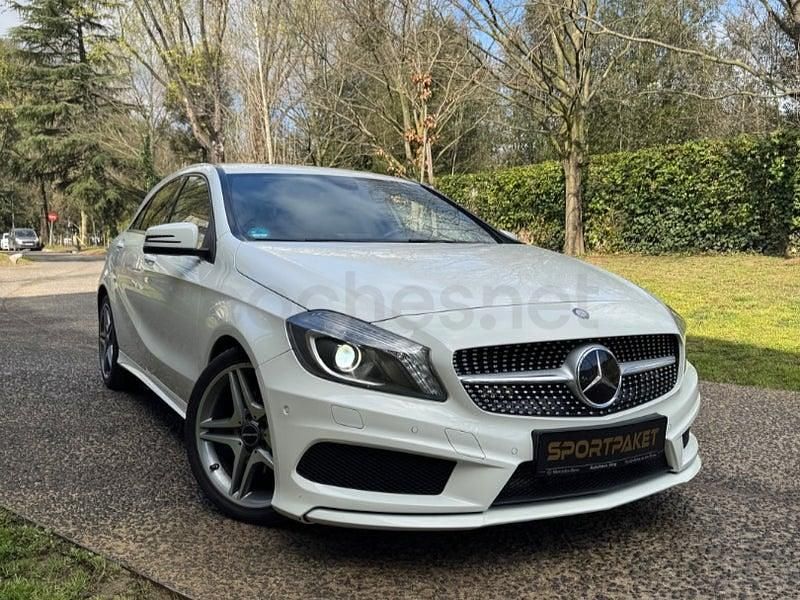 Usado Mercedes A180 AMG line 122 CV (89 kW) 2015 Blanco Berlina