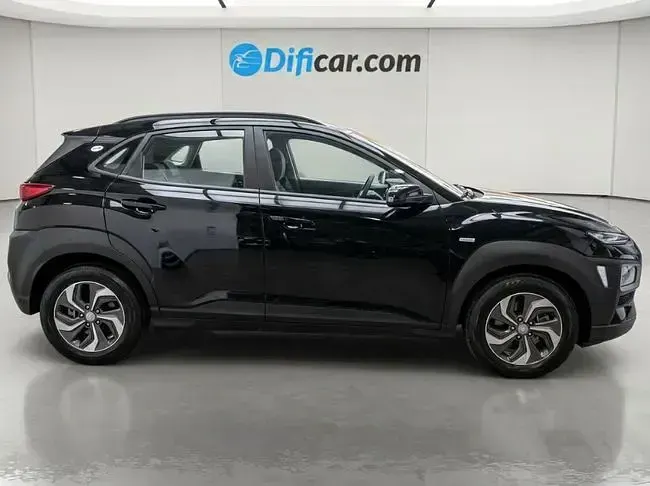 Usado Hyundai Kona 141 CV (103 kW) 2021 Negro SUV