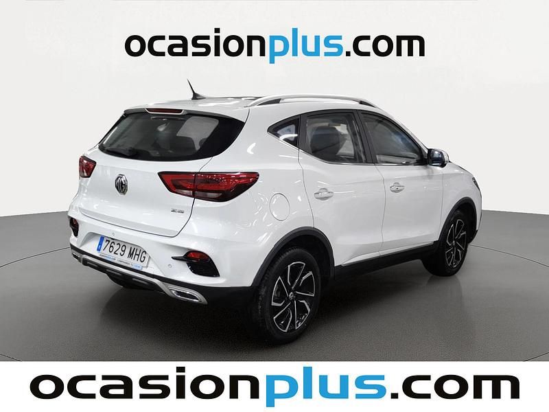 Usado MG ZS Luxury 111 CV (81 kW) 2023 Blanco SUV